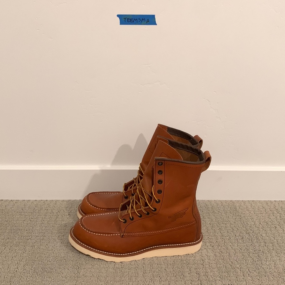 Red Wing 10877 8-inch Classic Moc Size 9.5M DS NWOT